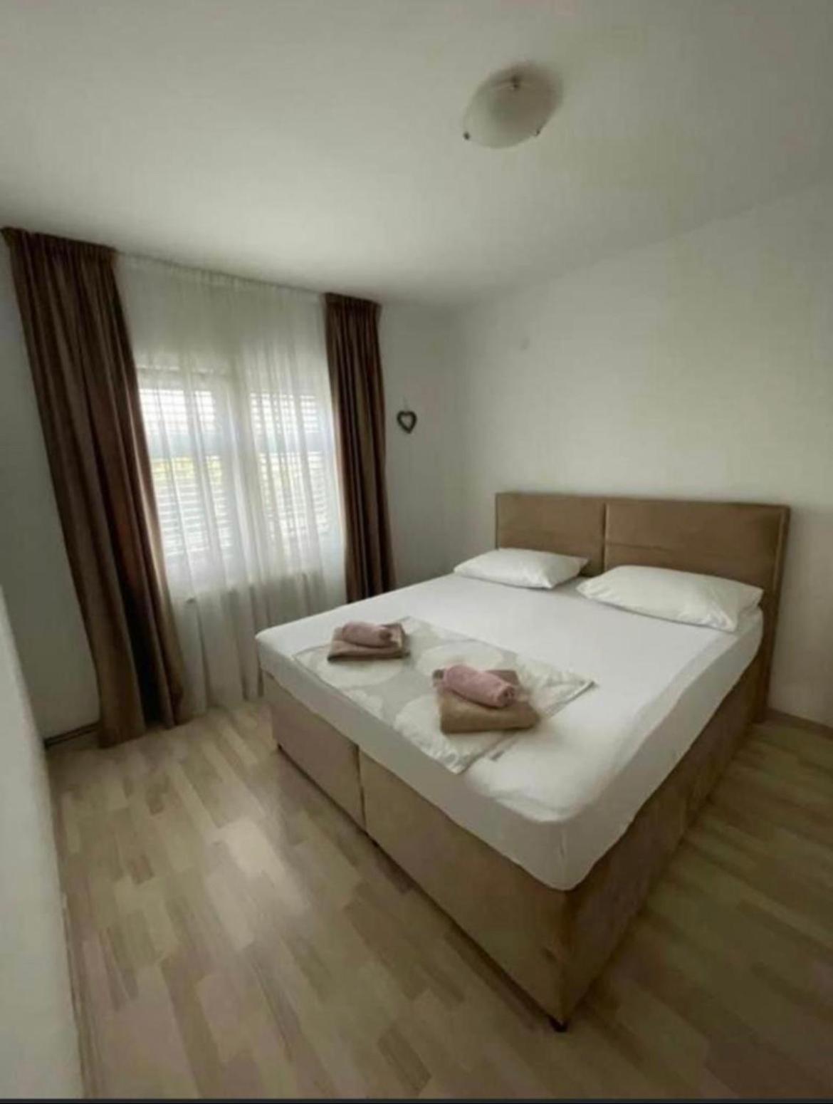 شقة Apartman Kurtov باكوشتاني المظهر الخارجي الصورة
